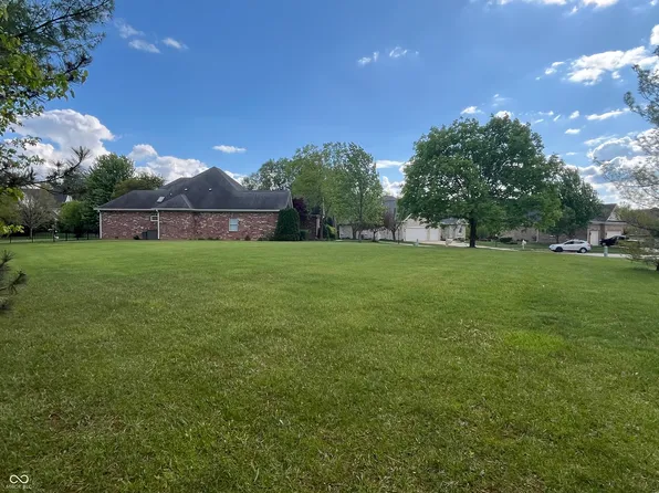 9996 Jasper Ct, Noblesville, IN 46060