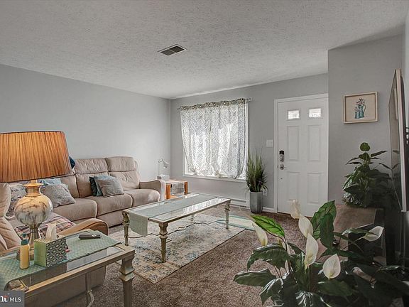 5th image of 1077 Progress Rd