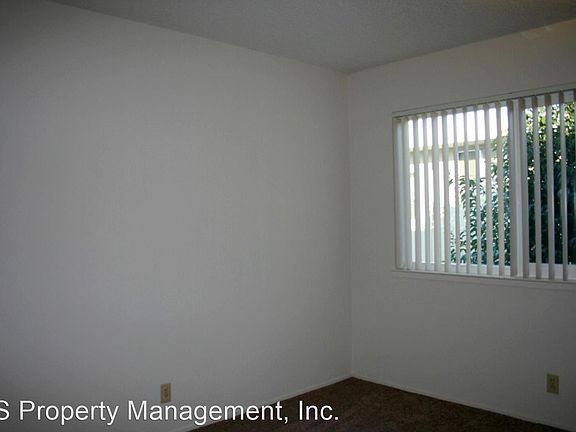 4th image of 3681 Bridgeport Ct APT 3