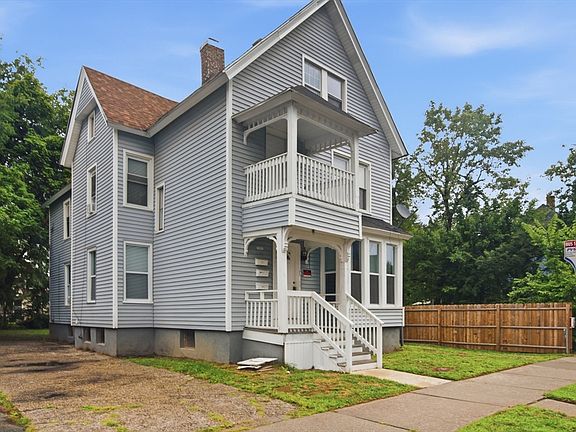 2nd image of 184 King St