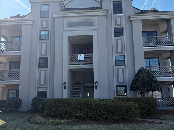 417 Harbour Point APT 202, Virginia Beach, VA 23451