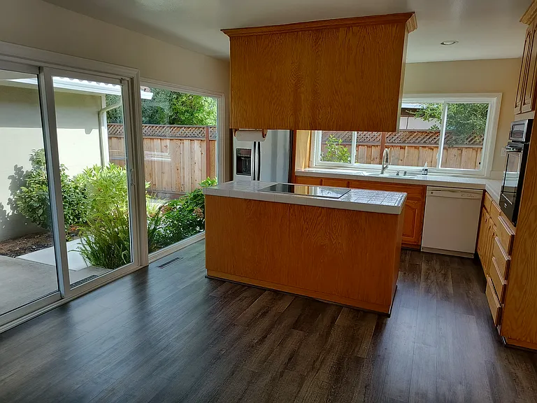 1234 Belknap Ct — Photo 8
