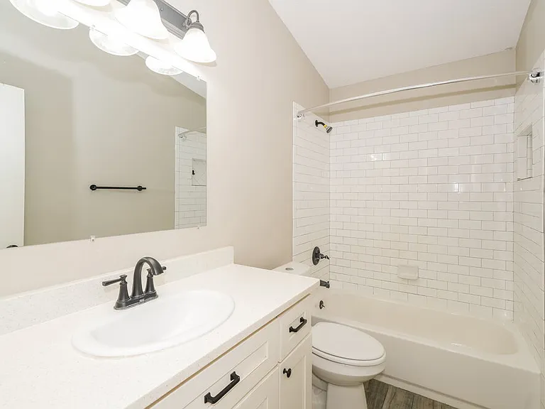 18034 Birdwater Dr — Photo 16