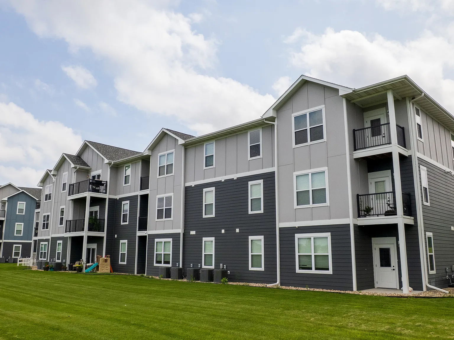 Legacy Bend Apartments — Photo 1