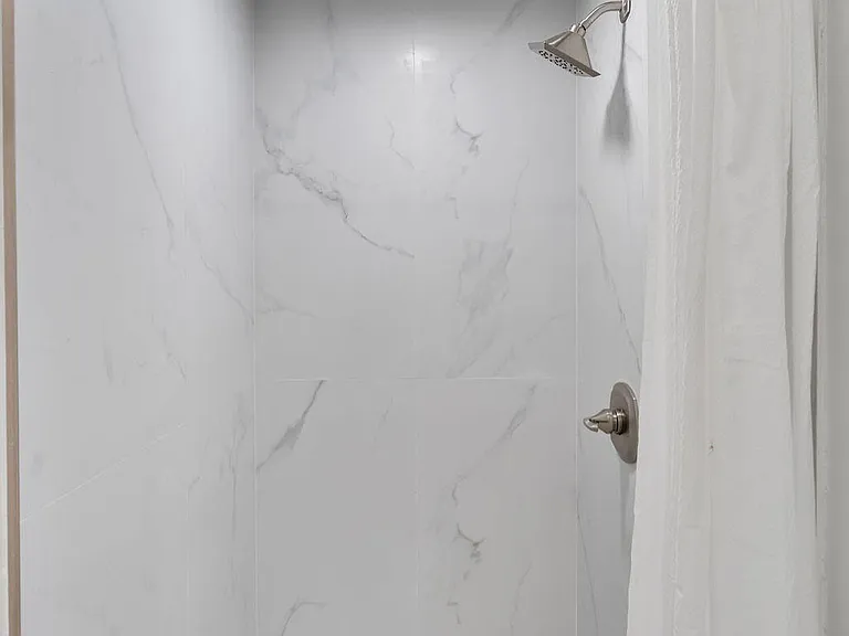 474 Enfield St — Photo 10