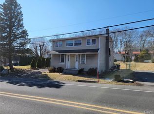 1340 Brookside Rd, Allentown, PA 18106