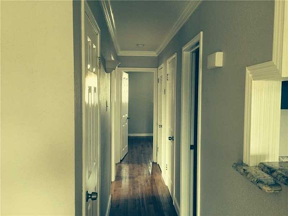 5th image of 524 Grovewood Dr