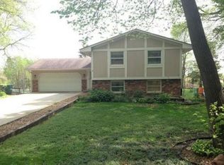 3051 Maple Dr, Prior Lake, MN 55372
