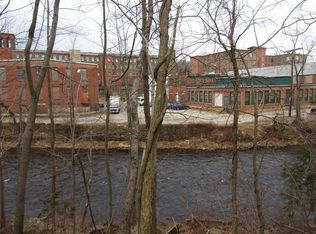 494 Hamilton St, Southbridge, MA 01550