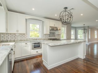 60 Nahoa Pl, Haiku, HI 96708