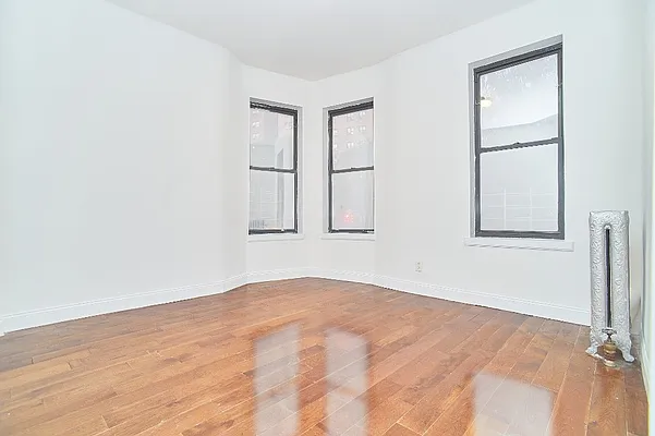 Rented by Living New York | media 9