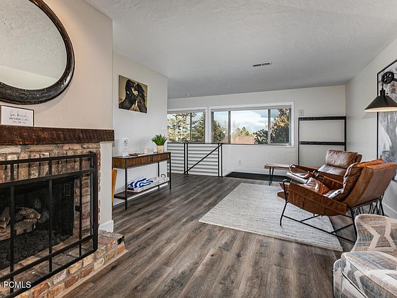 4th image of 2285 Sidewinder Dr #738