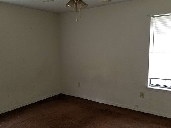 5th image of 108 El Matador Dr