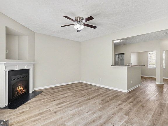 5th image of 6404 Ellenwood Dr