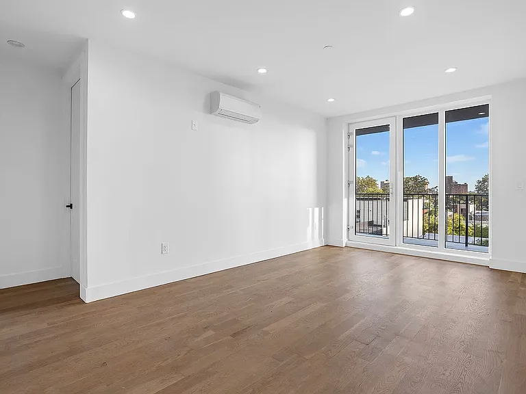 2266 Atlantic Ave #6B — Photo 8