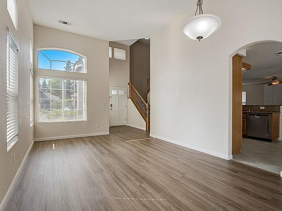 2nd image of 5919 Pebble Creek Dr
