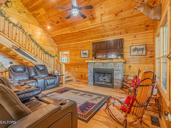 9th image of this home