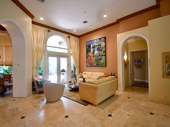 2nd image of 5742 Oakmont Ave