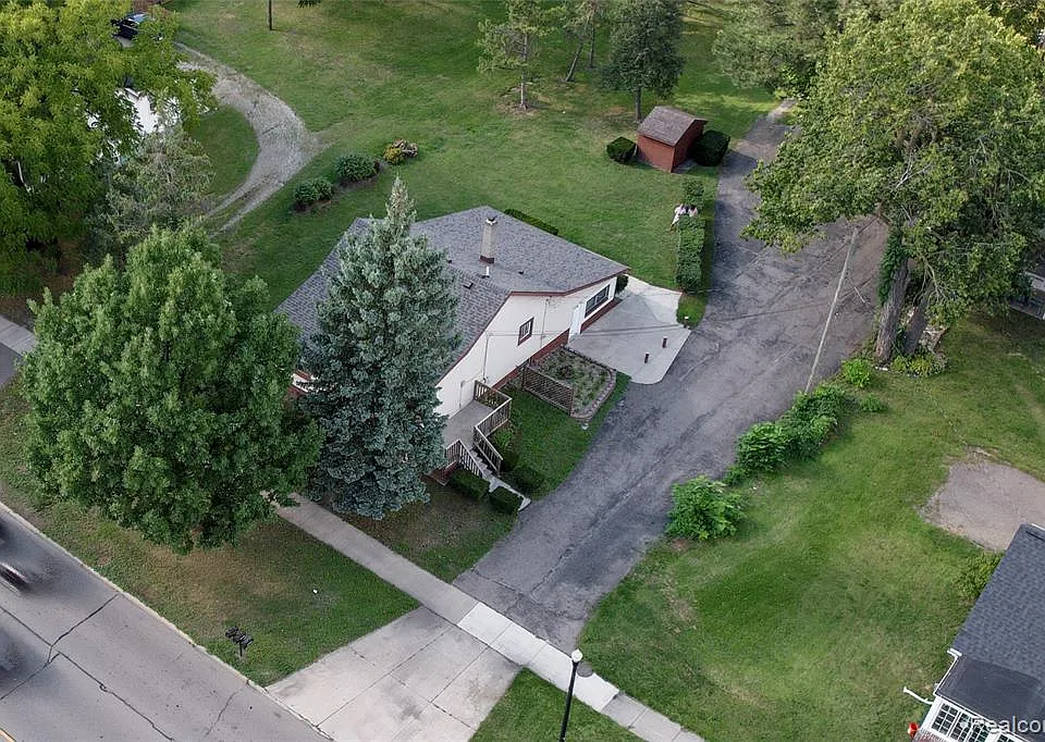 22900 Goddard Rd
