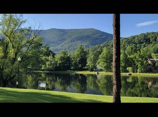 6 Windsong Dr, Fairview, NC 28730