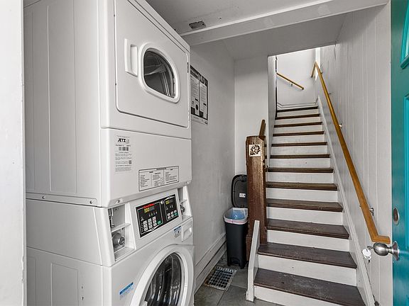 4th image of 3916 9th St