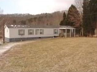 4108 18 Mile Creek Rd, Buffalo, WV 25033