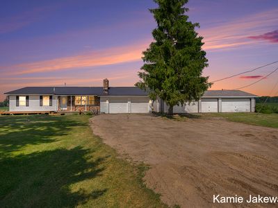 2123 N Amble Rd, Coral, MI, 49322