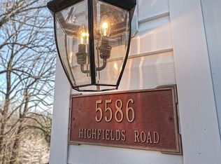 5586 Highfields Rd, Roanoke, VA 24018