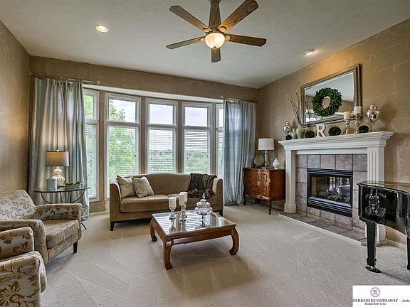 5th image of 4006 N 195th St