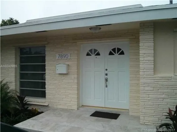7890 SW 152nd St, Palmetto Bay, FL 33157