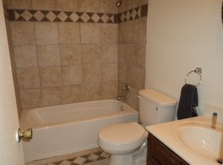 2131 N Crutcher Ave, Springfield, MO 65803