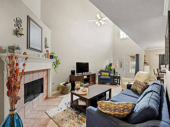 5th image of 2865 Westhollow Dr Unit 35