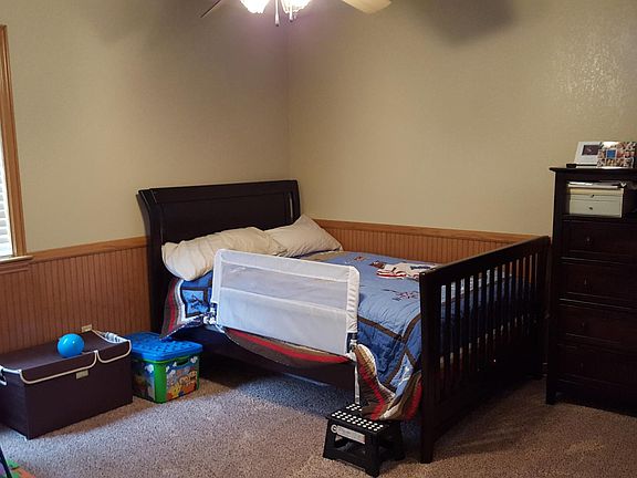 2nd Bedroom