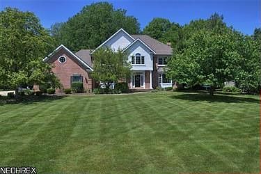 2nd image of 38911 Glenlivet Ct