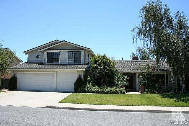 1st image of 26 Autumn Leaf Dr
