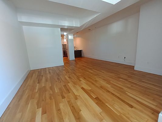4th image of 41 Kosciuszko St #501