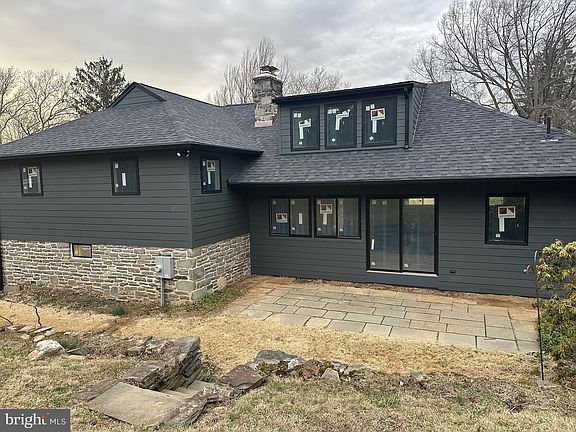 5th image of 713 Woodfield Rd