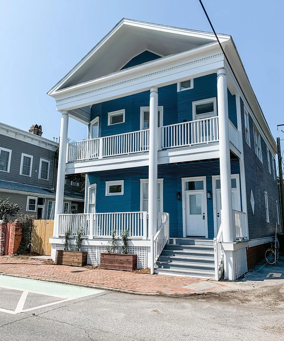 711 Lincoln St — Photo 1