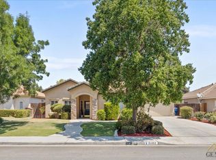 10402 Loughton Ave, Bakersfield, CA