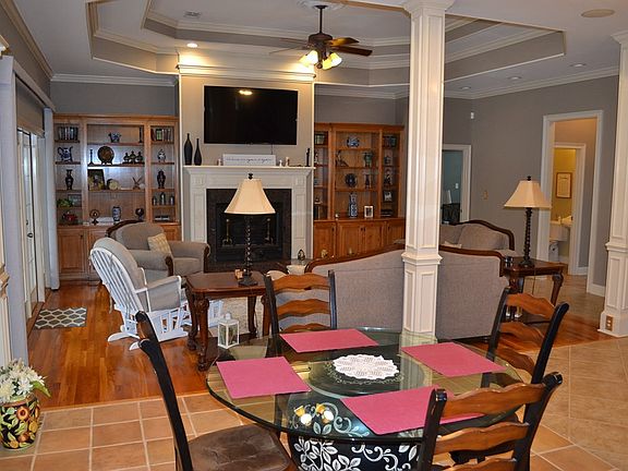 5th image of 123 Larkspur Dr