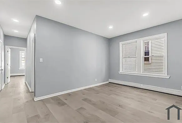 1220 Pembroke St #3R — Photo 13