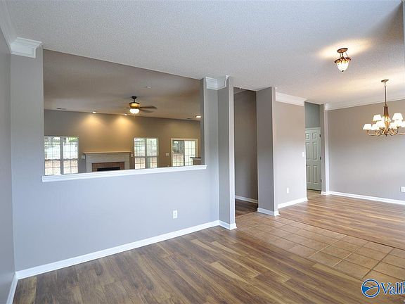 5th image of 206 Horseshoe Bnd