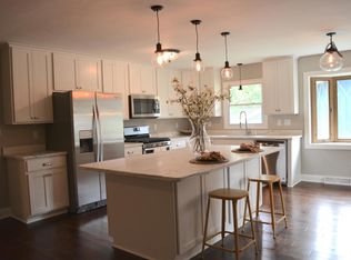2536 Normandy Ln, Wauwatosa, WI 53226