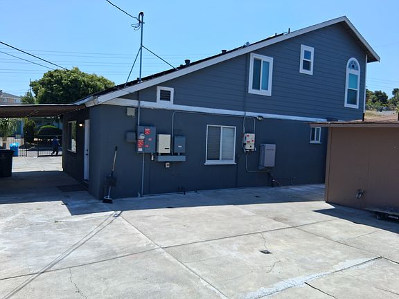 5th image of 167 Ladera Dr
