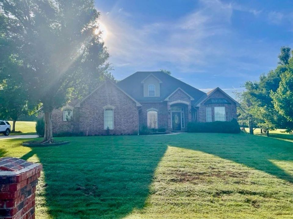 1st image of 20488 Deer Hollow Dr