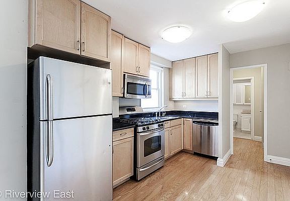 3rd image of 251 E 32nd St #20C