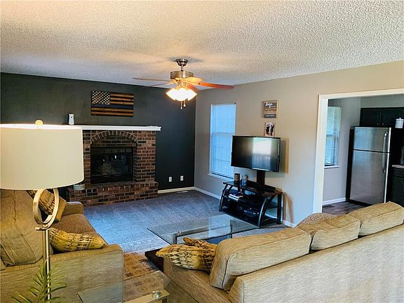 4th image of 3512 Tudor Dr