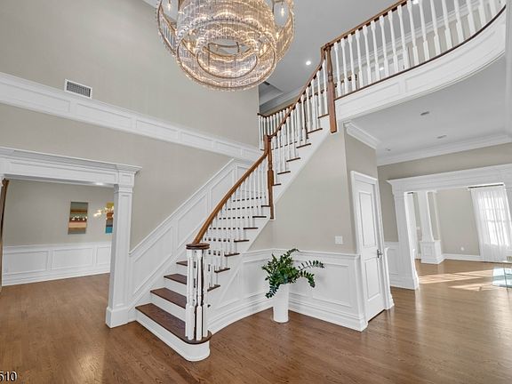5th image of 106 Koch Ln