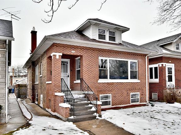2nd image of 4725 N Karlov Ave
