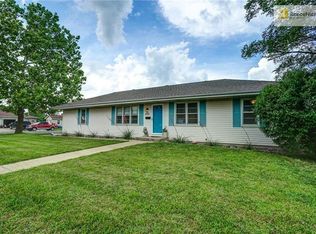 632 E Lincoln Ln, Gardner, KS 66030